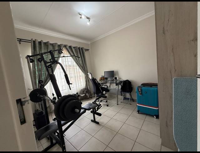 3 BEDROOM TOWNHOUSE FOR SALE IN WATERVAL EAST
